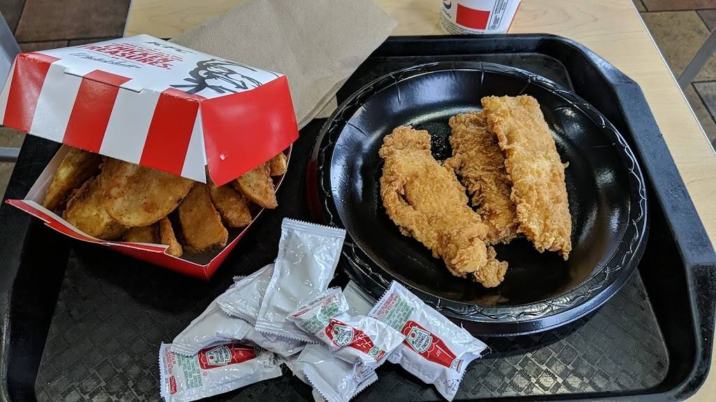 KFC | restaurant | 7017 S Durango Dr, Las Vegas, NV 89148, USA | 7028915425 OR +1 702-891-5425