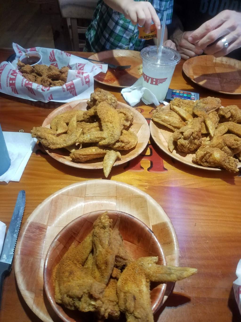 The WingHouse of Clearwater | restaurant | 2640 Gulf to Bay Blvd, Clearwater, FL 33759, USA | 7277249464 OR +1 727-724-9464