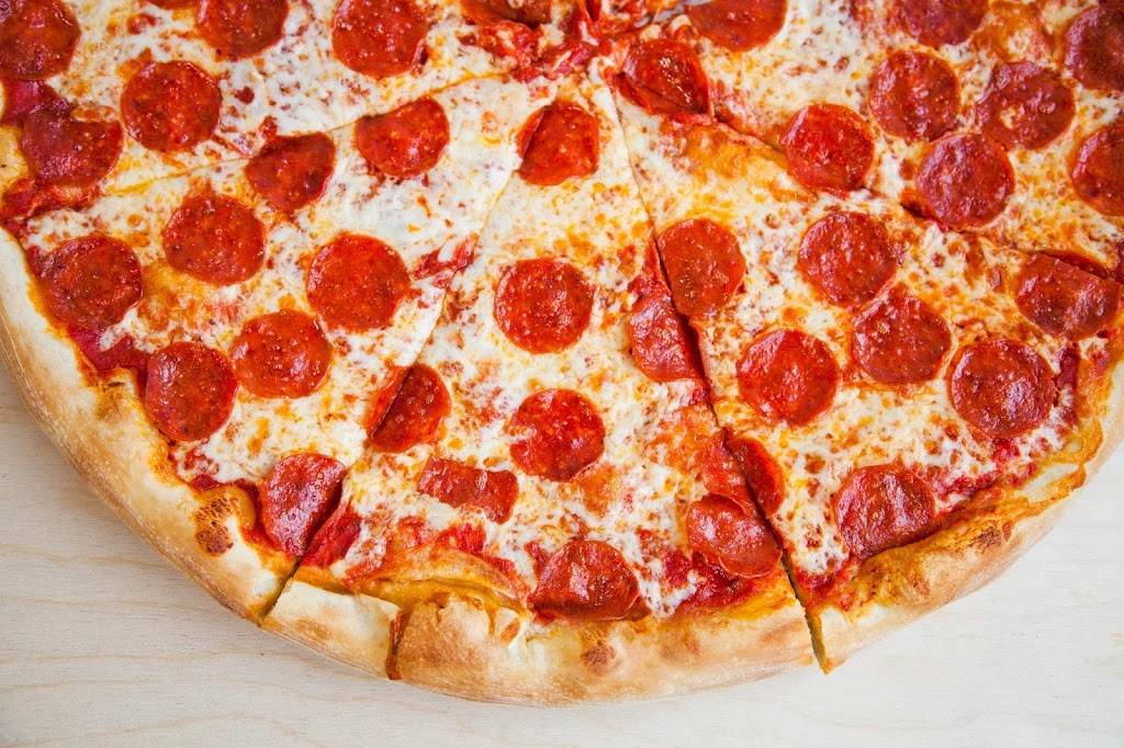 Escape From New York Pizza | meal delivery | 1737 Haight St, San Francisco, CA 94117, USA | 4156685577 OR +1 415-668-5577