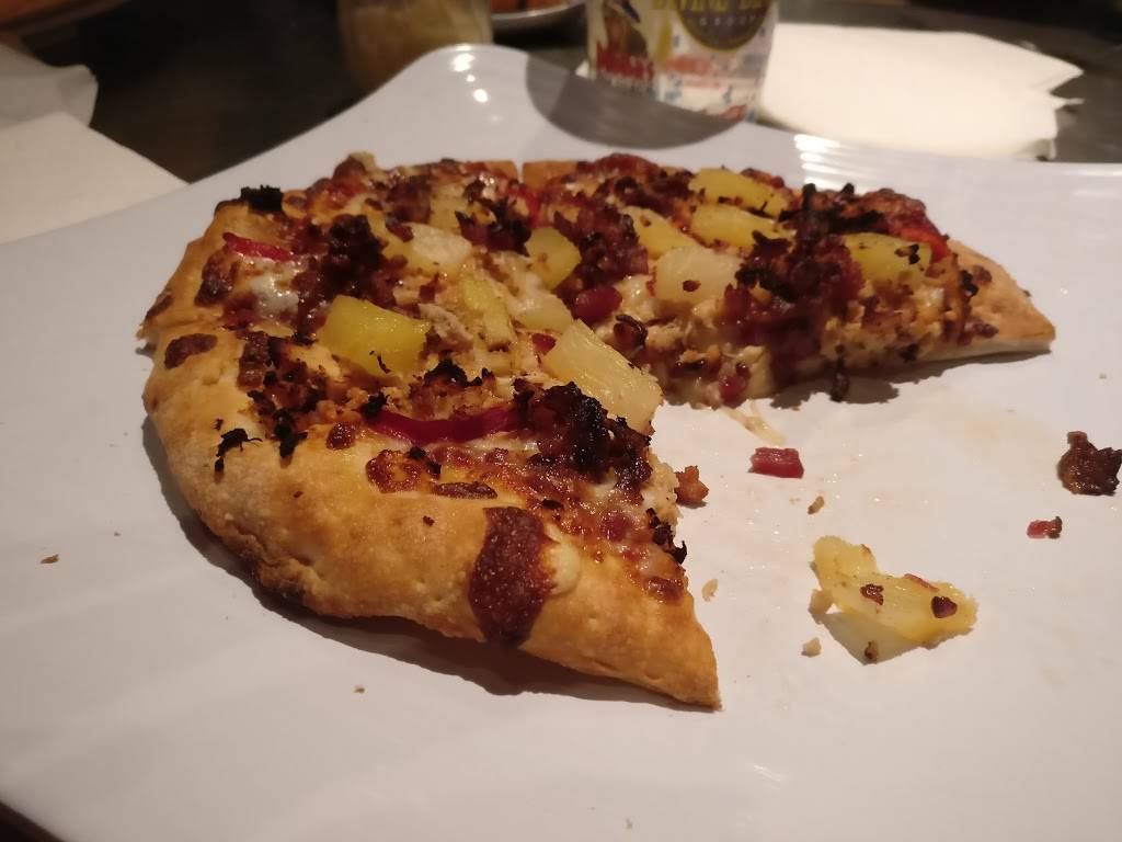 Ultimate California Pizza | restaurant | The Market Common, 4003, Deville St, Myrtle Beach, SC 29577, USA | 8438399880 OR +1 843-839-9880