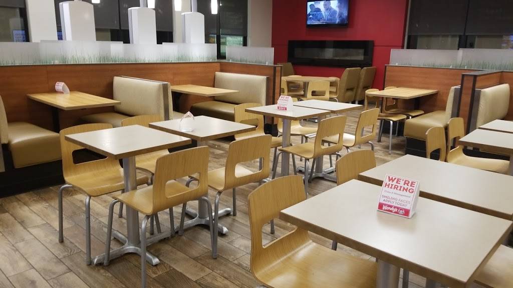 Wendys | restaurant | 10921 Bloomingdale Ave, Riverview, FL 33578, USA | 8134130120 OR +1 813-413-0120