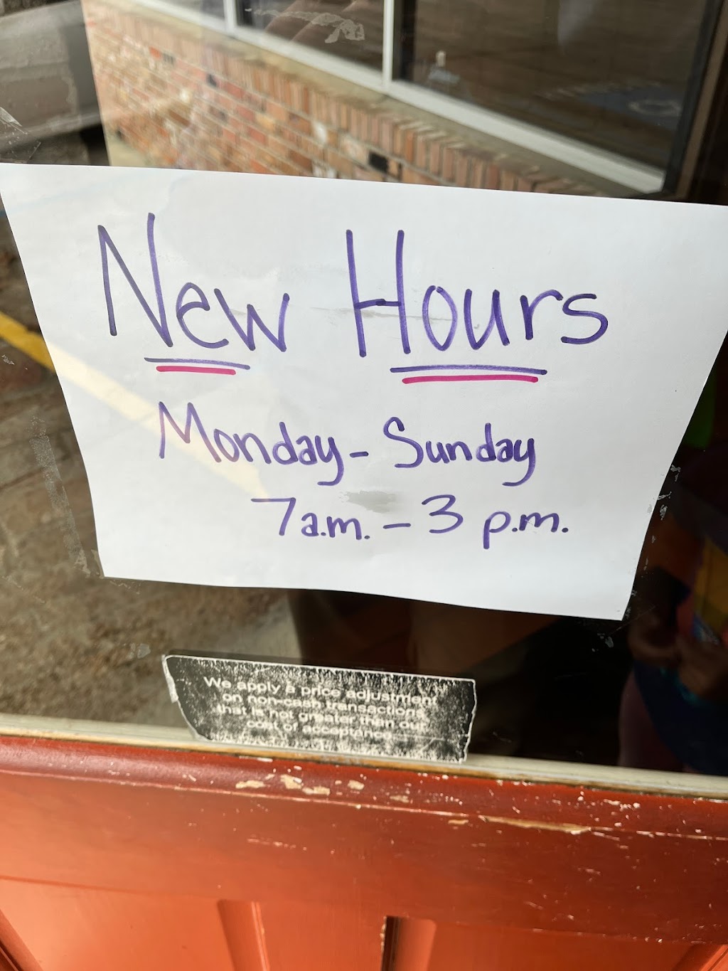 Raquels | restaurant | 1117 Broad St, Columbia, MS 39429, USA | 6017360909 OR +1 601-736-0909