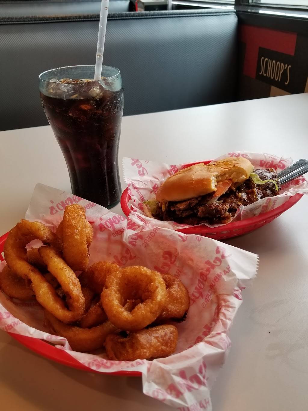 Schoops Hamburgers | restaurant | 136 US-30, Schererville, IN 46375, USA | 2193223332 OR +1 219-322-3332
