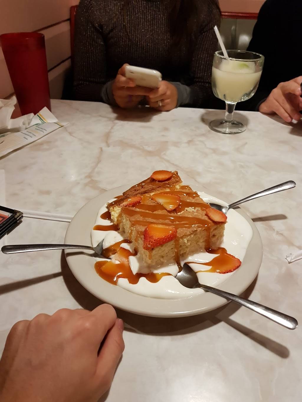 Chuys | restaurant | 104 Oxmoor Ct, Louisville, KY 40222, USA | 5023273033 OR +1 502-327-3033