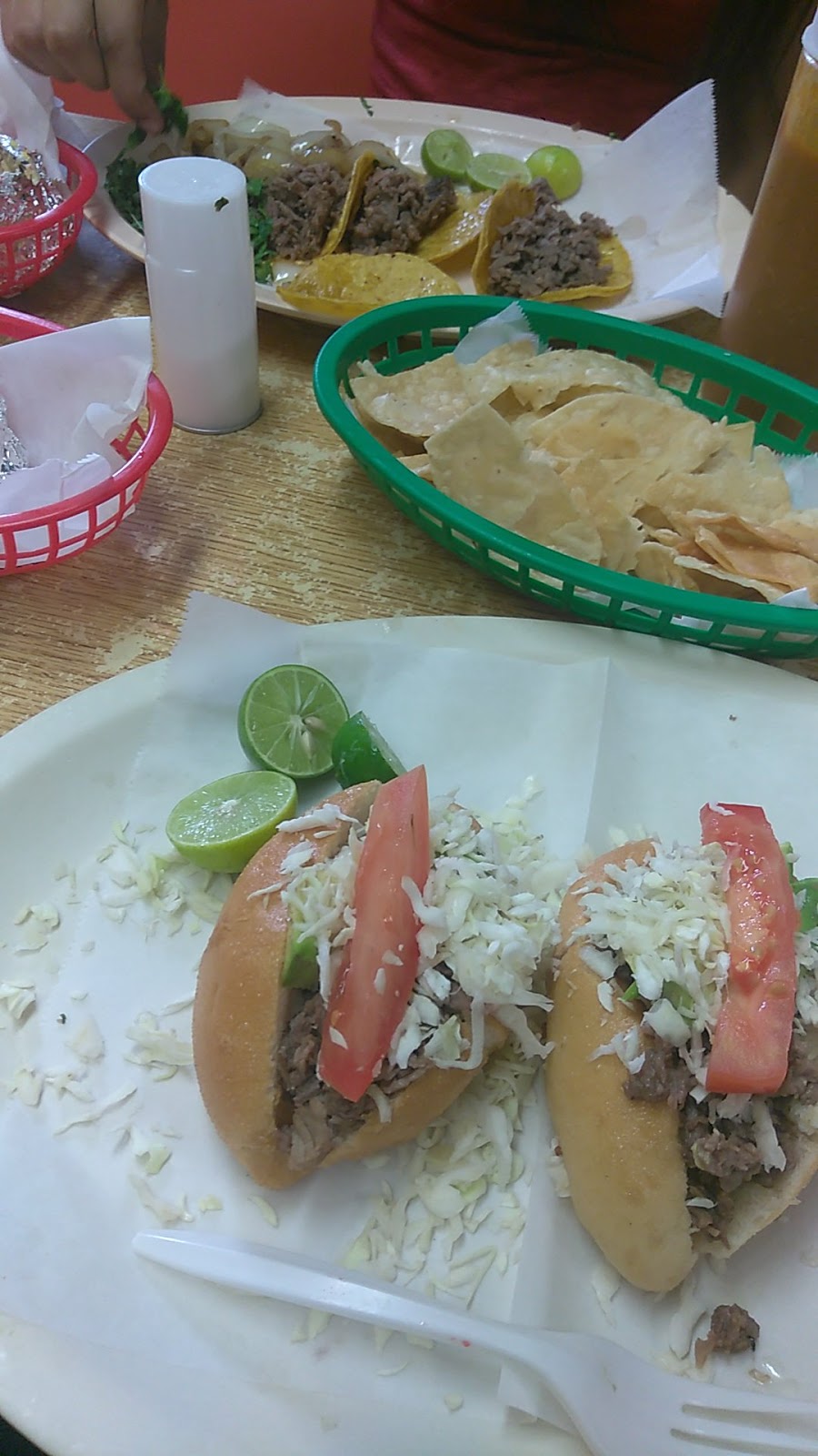 Taqueria De Jalisco | restaurant | 5914 FM 1015, Mercedes, TX 78570, USA | 9565651746 OR +1 956-565-1746