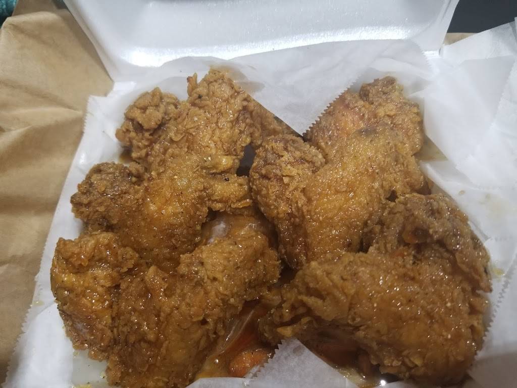 Taylormade Que | restaurant | 6717 S Halsted St, Chicago, IL 60621, USA | 8722443616 OR +1 872-244-3616