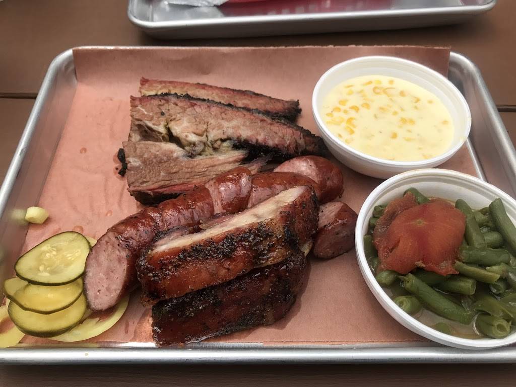 Burnwood 68 | restaurant | 1012 N Flores St, San Antonio, TX 78212, USA | 2103200584 OR +1 210-320-0584