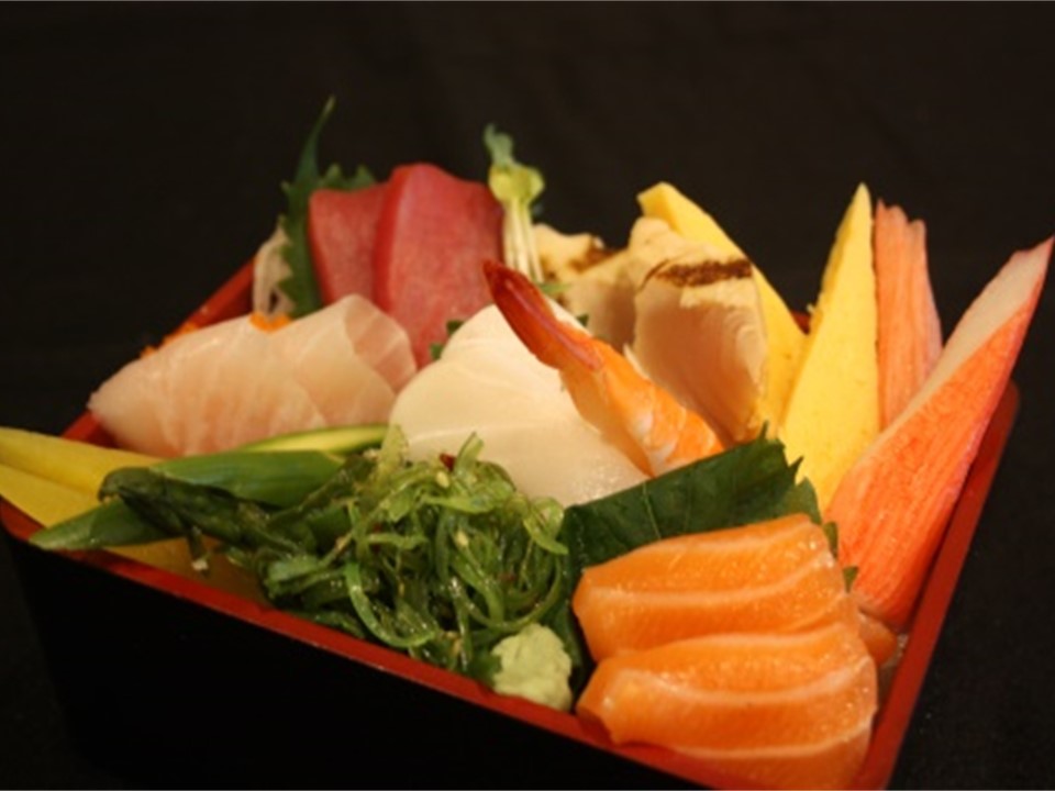 Kanbu Sushi 777 | restaurant | 777 E Eisenhower Pkwy Suite 110, Ann Arbor, MI 48108, USA | 7349295721 OR +1 734-929-5721
