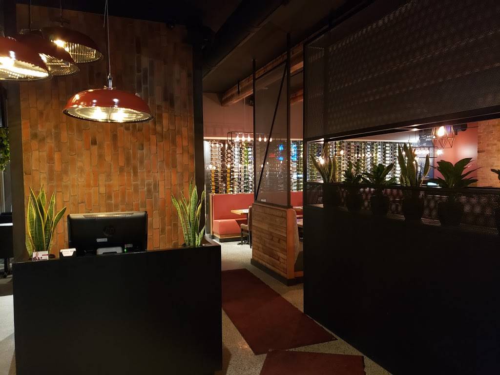 Barbies Resto Bar Grill | restaurant | 2959 Boulevard Laurier, Sainte-Foy, QC G1V 2M2, Canada | 5814913332 OR +1 581-491-3332