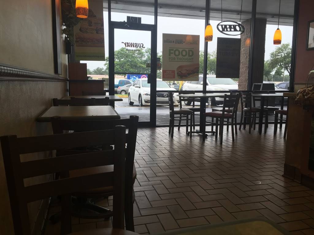 Subway Restaurants | restaurant | 9628 US-301, Riverview, FL 33569, USA | 8136778393 OR +1 813-677-8393