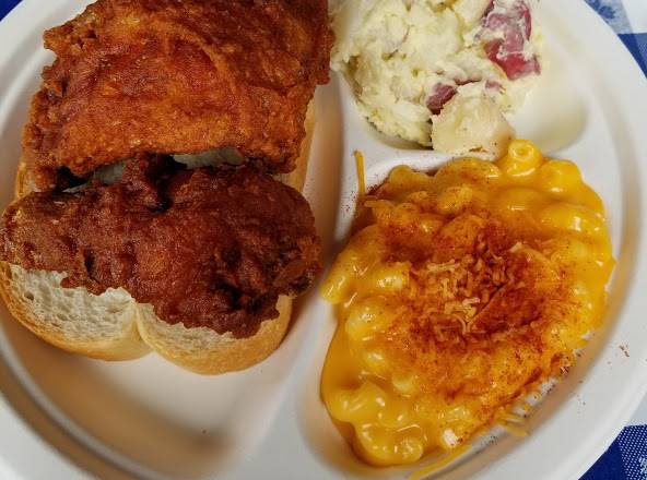 Jays White Diamond Chicken & Walffles LLC | restaurant | 2548 Prospect Ave, Kansas City, MO 64127, USA | 8163770735 OR +1 816-377-0735