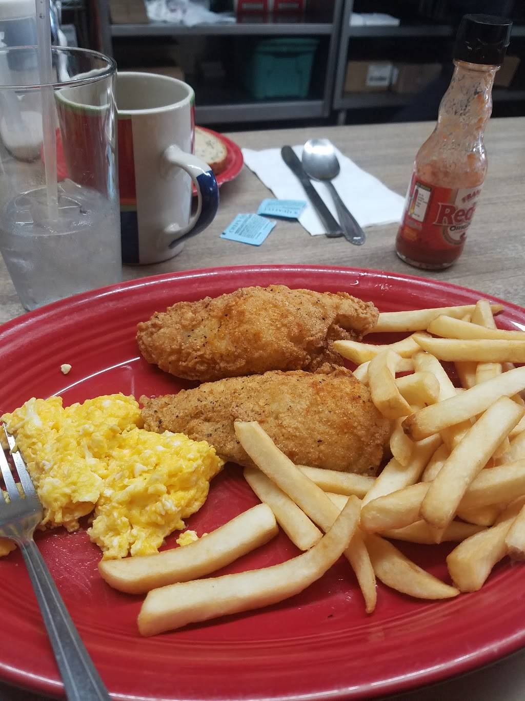 Marys Diner | restaurant | 3450 E 93rd St, Cleveland, OH 44104, USA | 2168835750 OR +1 216-883-5750