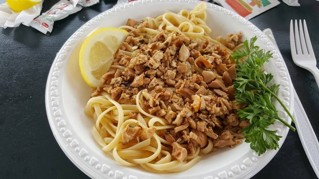 Captains Cove Seaport | restaurant | 1 Bostwick Ave, Bridgeport, CT 06605, USA | 2033351433 OR +1 203-335-1433