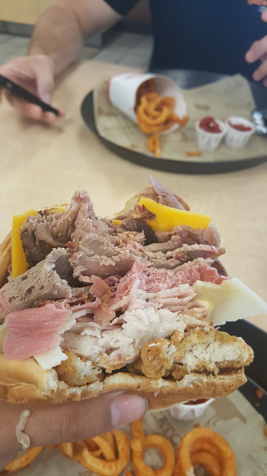 Arbys | restaurant | 1350 E Walton Blvd, Pontiac, MI 48340, USA | 2483738855 OR +1 248-373-8855