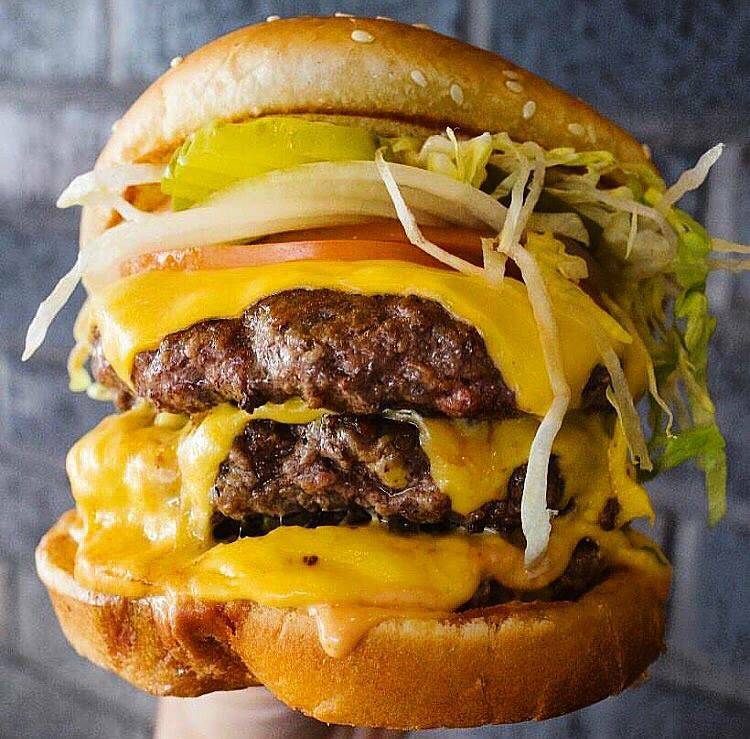 SPEEDY GAS & GRUB | meal delivery | 14001 Lakewood Heights Blvd, Lakewood, OH 44107, USA | 2162512419 OR +1 216-251-2419