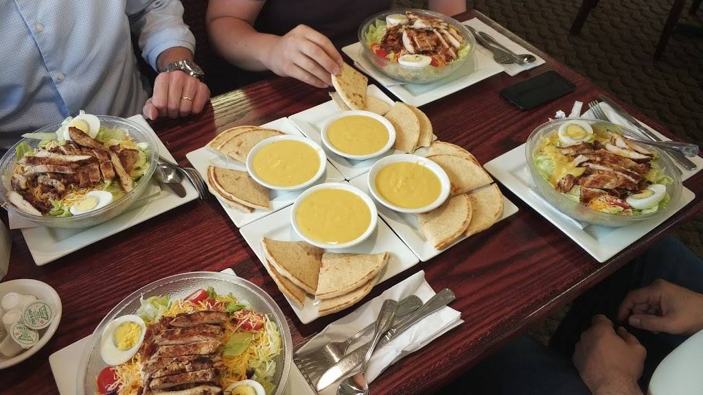 American Table Family Restaurant | restaurant | 603 Plaza Dr, Fostoria, OH 44830, USA | 4194355275 OR +1 419-435-5275