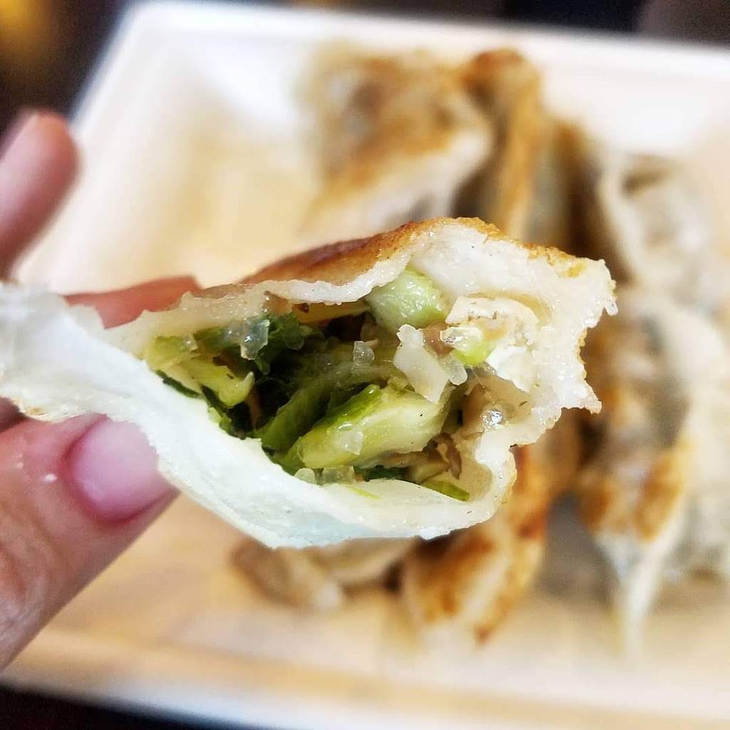 Seasons Dumpling | restaurant | 10584-10 Old St Augustine Rd, Jacksonville, FL 32257, USA | 9044655155 OR +1 904-465-5155