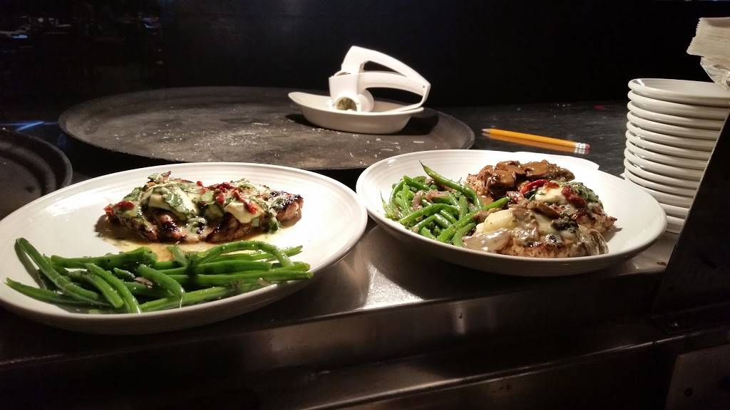 Carrabbas Italian Grill | restaurant | 6803 N Kings Hwy, Myrtle Beach, SC 29577, USA | 8434672600 OR +1 843-467-2600