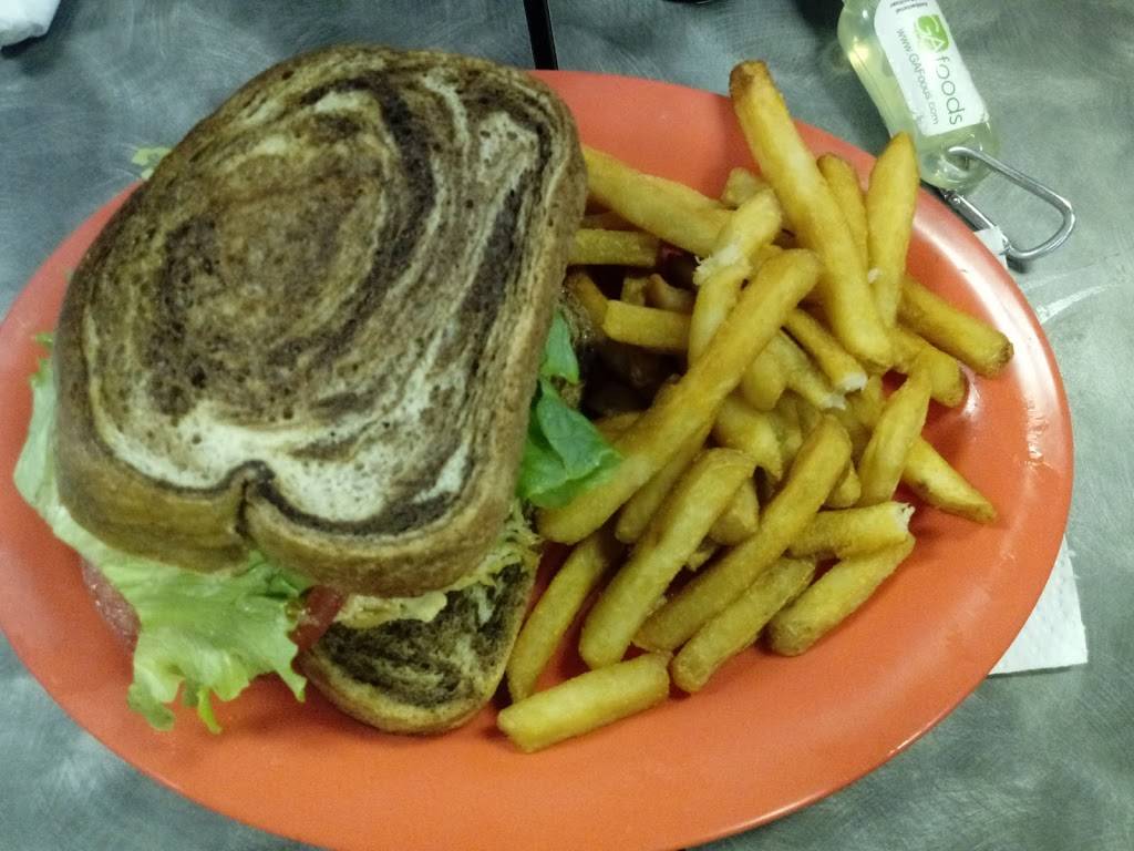 R & R Wing Cafe | restaurant | 551856 US-1 #112, Hilliard, FL 32046, USA | 9048453919 OR +1 904-845-3919