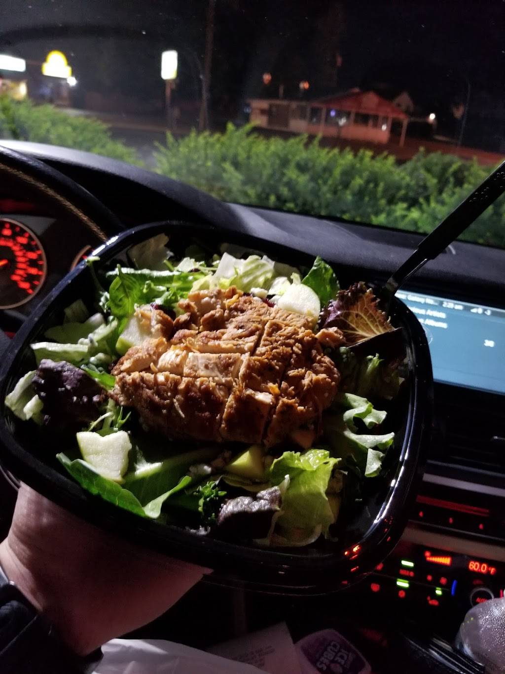 Wendys | restaurant | 581 Rogers St, Lowell, MA 01852, USA | 9784592994 OR +1 978-459-2994