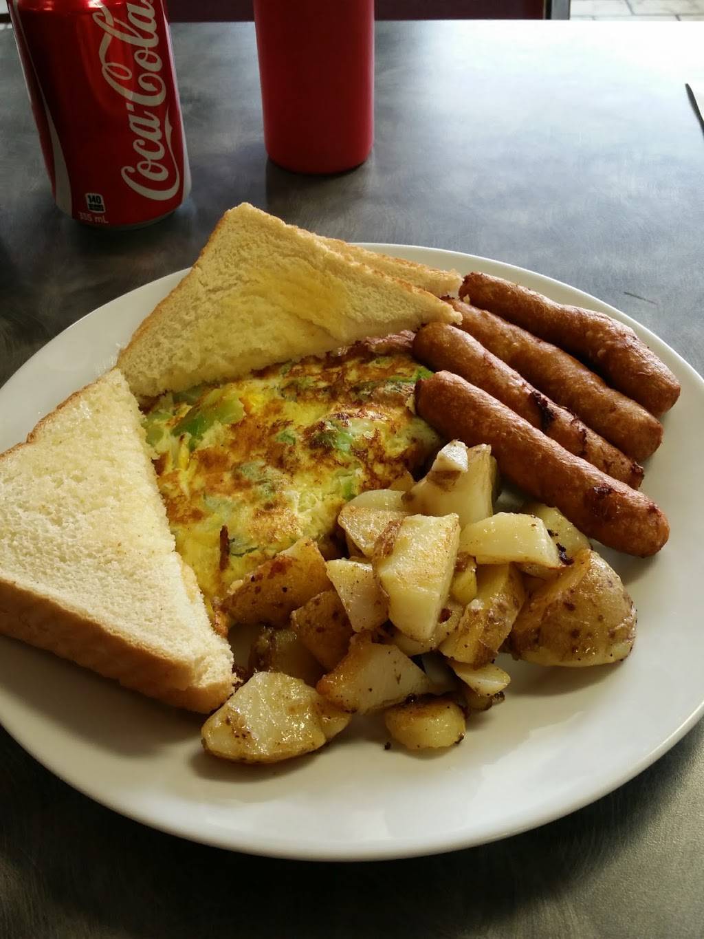 Roast N Toast Family Diner | restaurant | 2005 Ottawa St, Windsor, ON N8Y 1R6, Canada | 5192582302 OR +1 519-258-2302