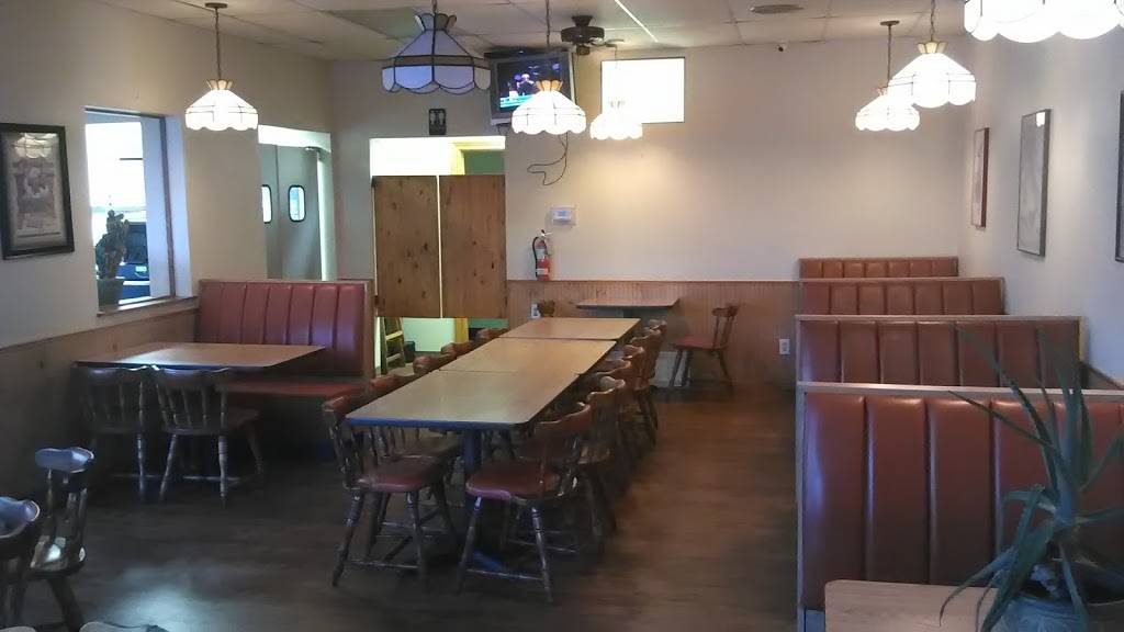 Carminos Pizza | restaurant | 4728 Pearl Rd, Cleveland, OH 44109, USA | 2163989365 OR +1 216-398-9365