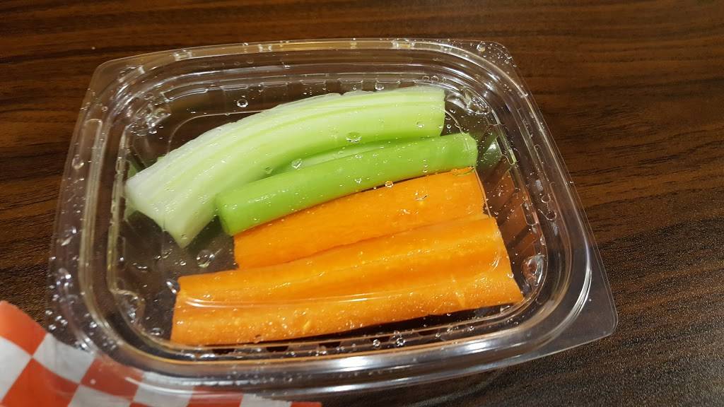 Wing Town | restaurant | 4271 FM2181, Corinth, TX 76210, USA | 9404979464 OR +1 940-497-9464