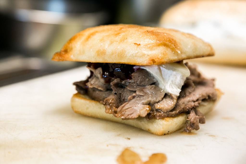 The Chef’s Grille | restaurant | 24660 Jefferson Ave ste b, Murrieta, CA 92562, USA | 9518944040 OR +1 951-894-4040