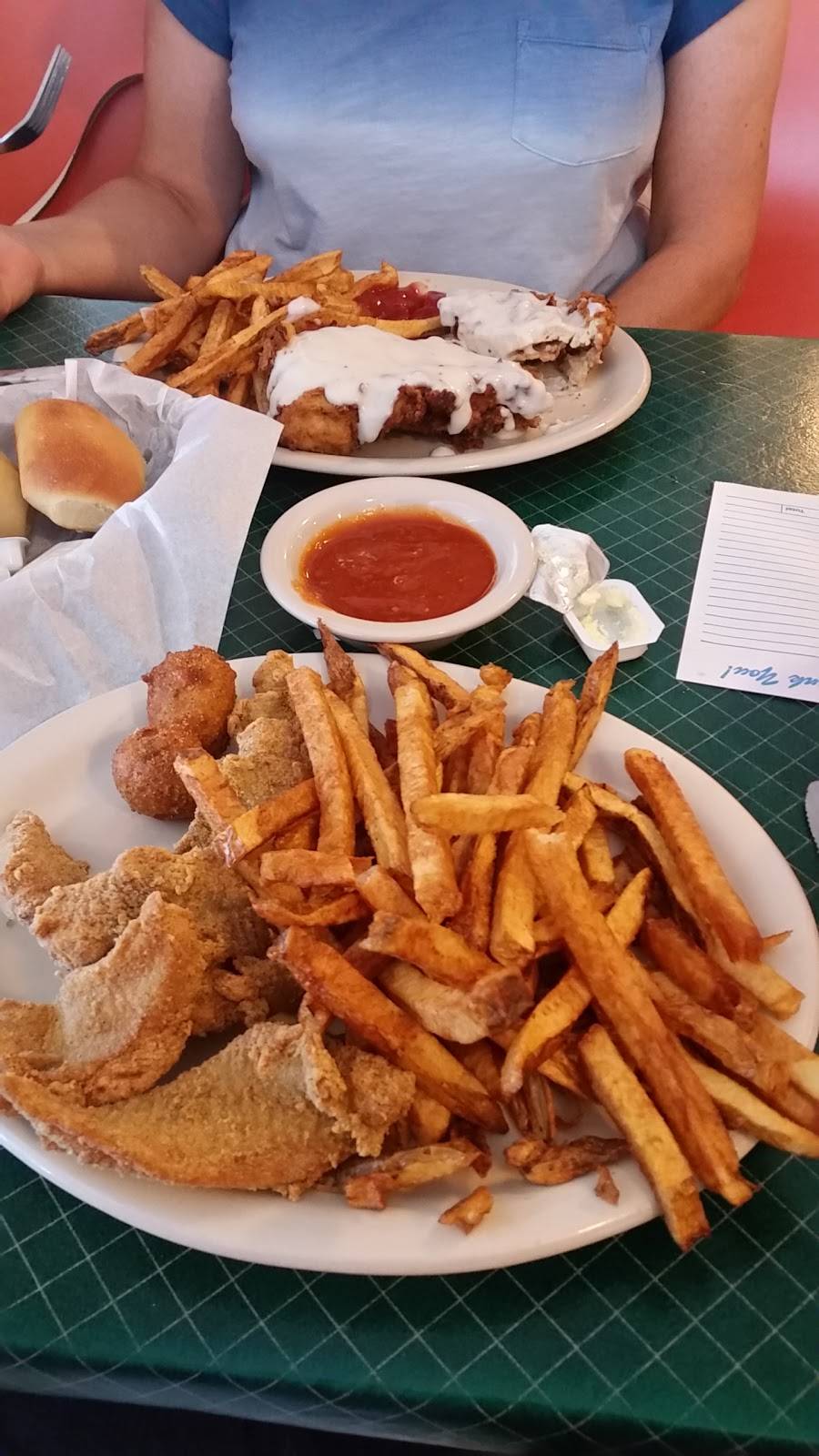 Dons Restaurant | restaurant | 899 E Lennon Dr, Emory, TX 75440, USA | 9034730035 OR +1 903-473-0035