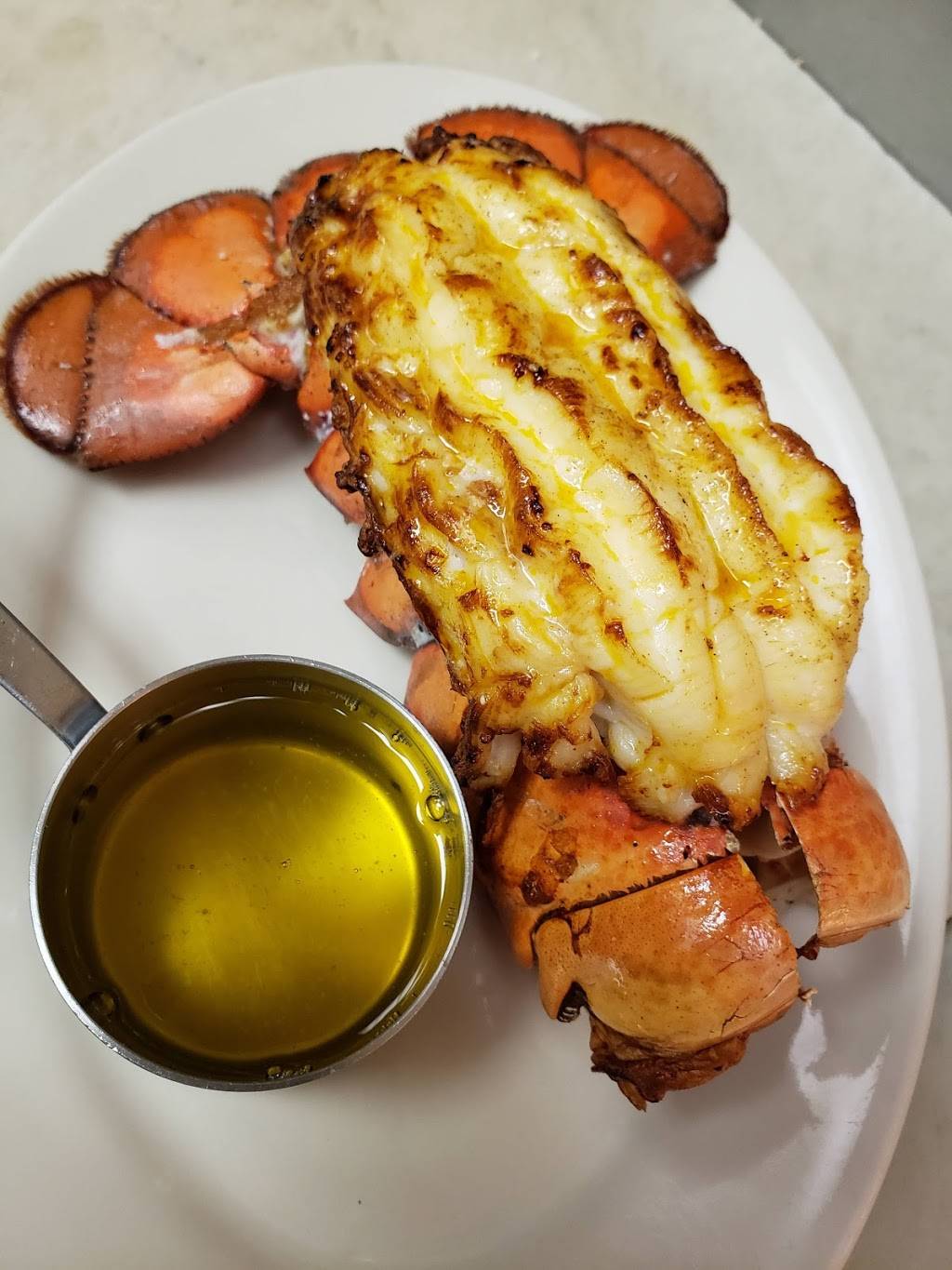 Vinnies Steak House & Tavern | restaurant | 7440 Six Forks Rd, Raleigh, NC 27615, USA | 9198477319 OR +1 919-847-7319