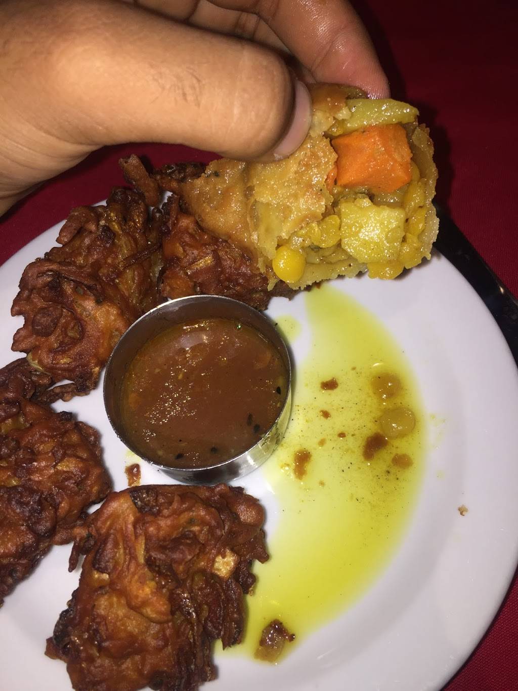 Curry Village | restaurant | 306 George St N, Peterborough, ON K9J 3H2, Canada | 7057421432 OR +1 705-742-1432