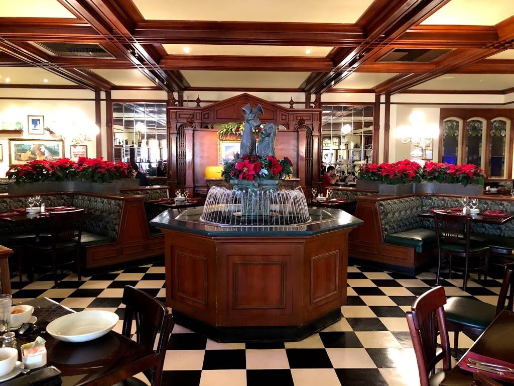 Tonys Town Square Restaurant | restaurant | 1365 W Monorail Way, Orlando, FL 32830, USA | 4078246311 OR +1 407-824-6311