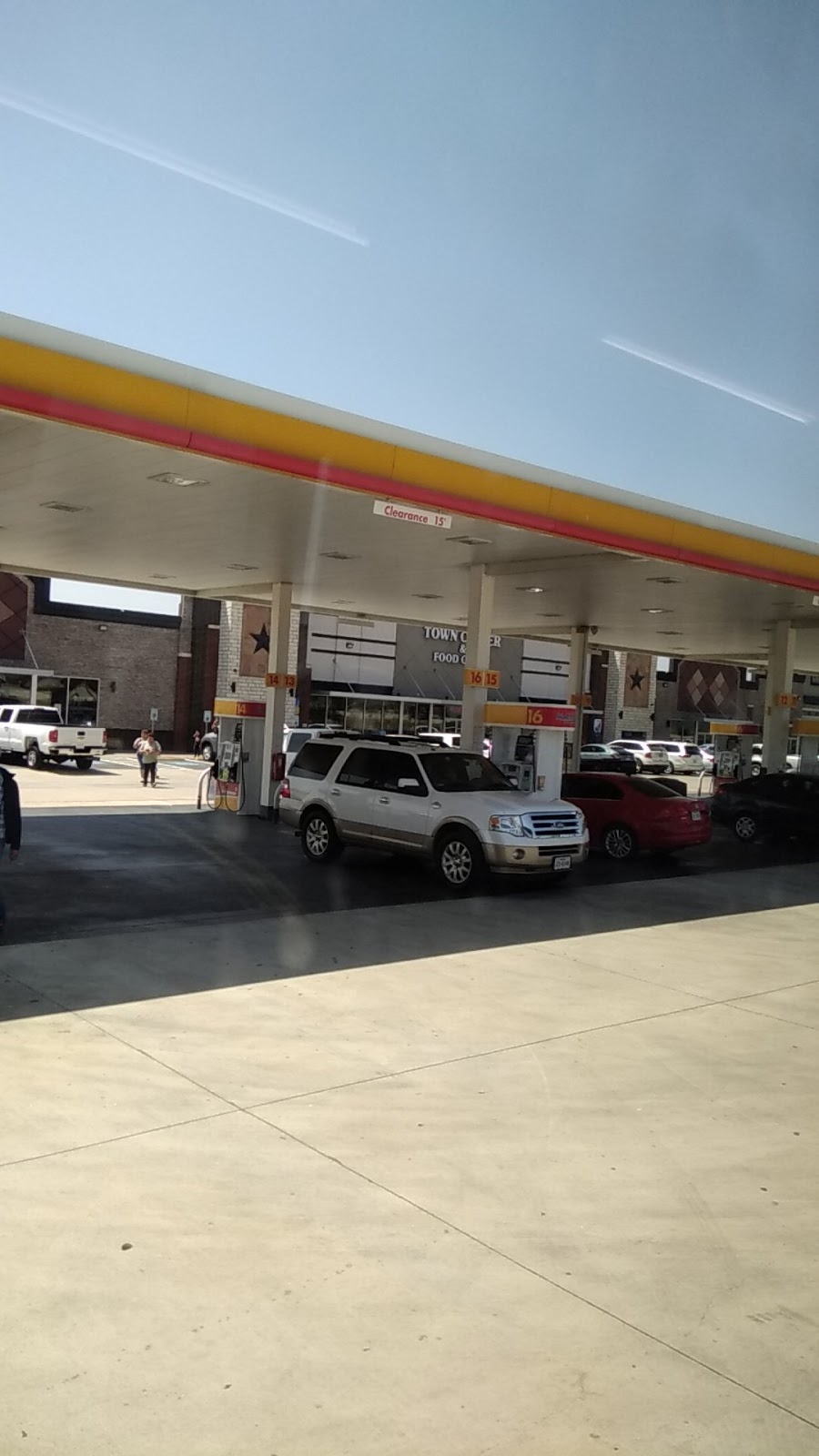 Shell | restaurant | 11775 Purple Heart Trail, N I-35, Jarrell, TX 76537, USA | 5127462111 OR +1 512-746-2111