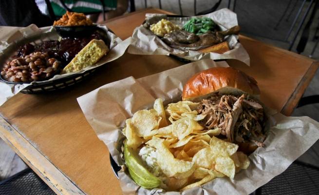 Big Wesser | restaurant | 13077 W Hwy 19, Bryson City, NC 28713, USA | 8889057238 OR +1 888-905-7238