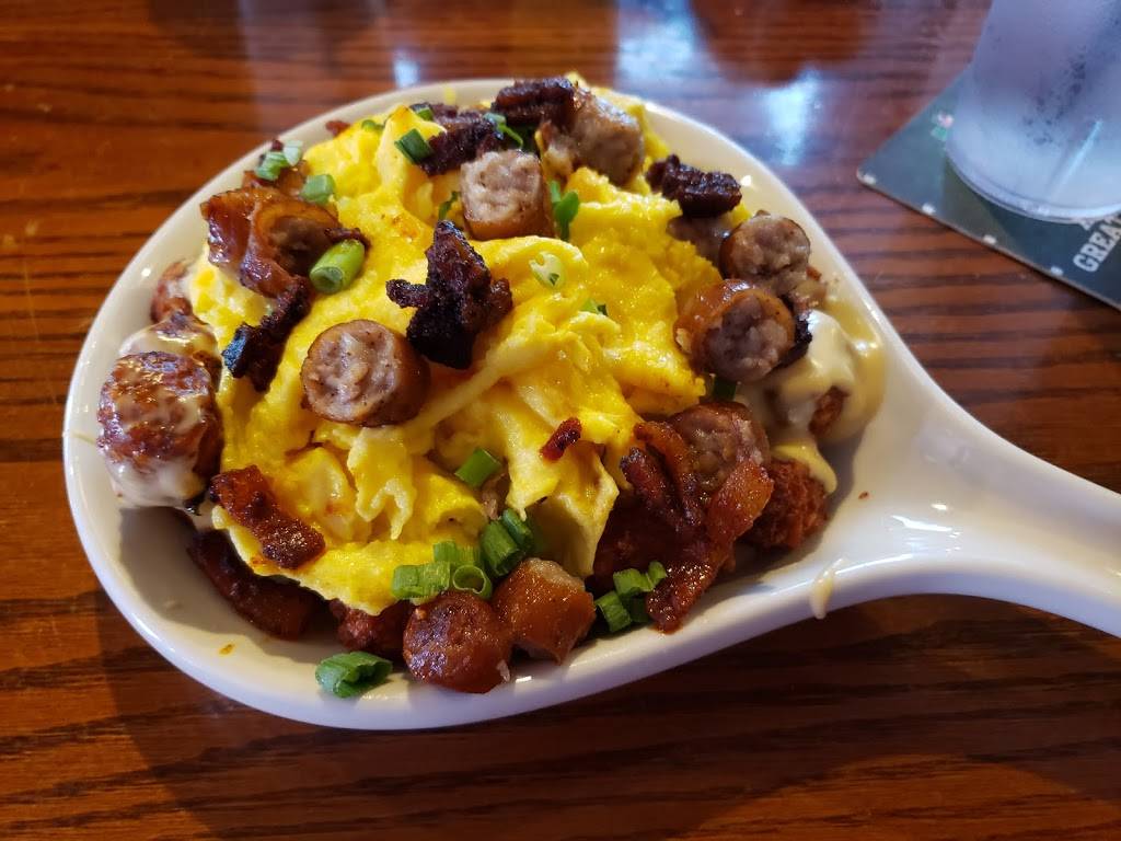 Stenys Tavern & Grill | restaurant | 800 S 2nd St, Milwaukee, WI 53204, USA | 4146727139 OR +1 414-672-7139