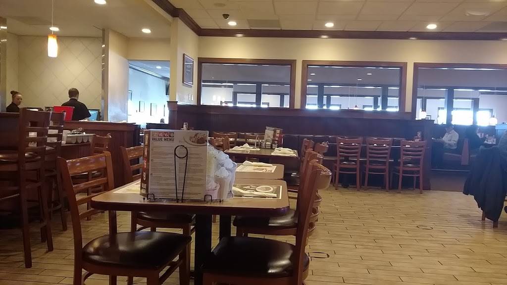 Dennys | restaurant | 702 W Town Center Blvd, Champaign, IL 61822, USA | 2173597044 OR +1 217-359-7044