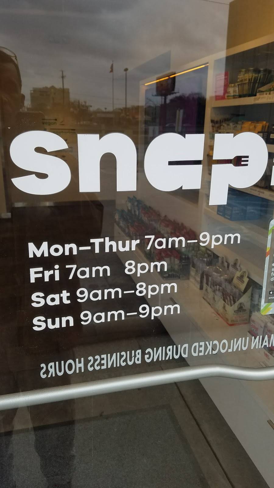 Snap Kitchen | restaurant | 4164 N Central Expy, Dallas, TX 75204, USA | 2146134490 OR +1 214-613-4490