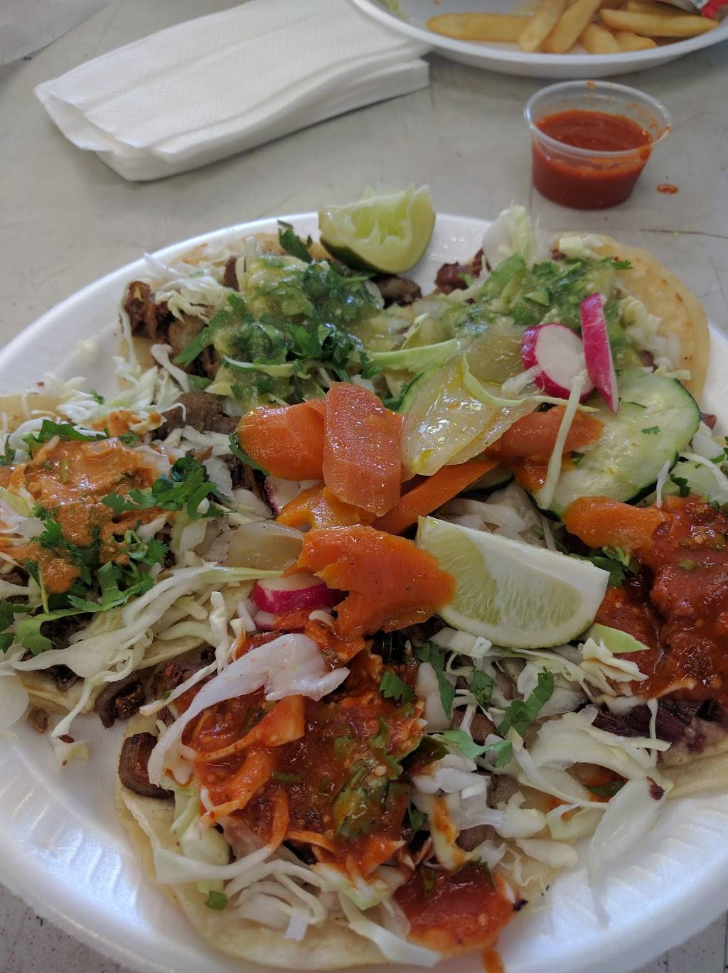 TAQUERIA ZIHUATANEJO | restaurant | 9942 Manning Ave, Selma, CA 93662, USA | 5593189649 OR +1 559-318-9649