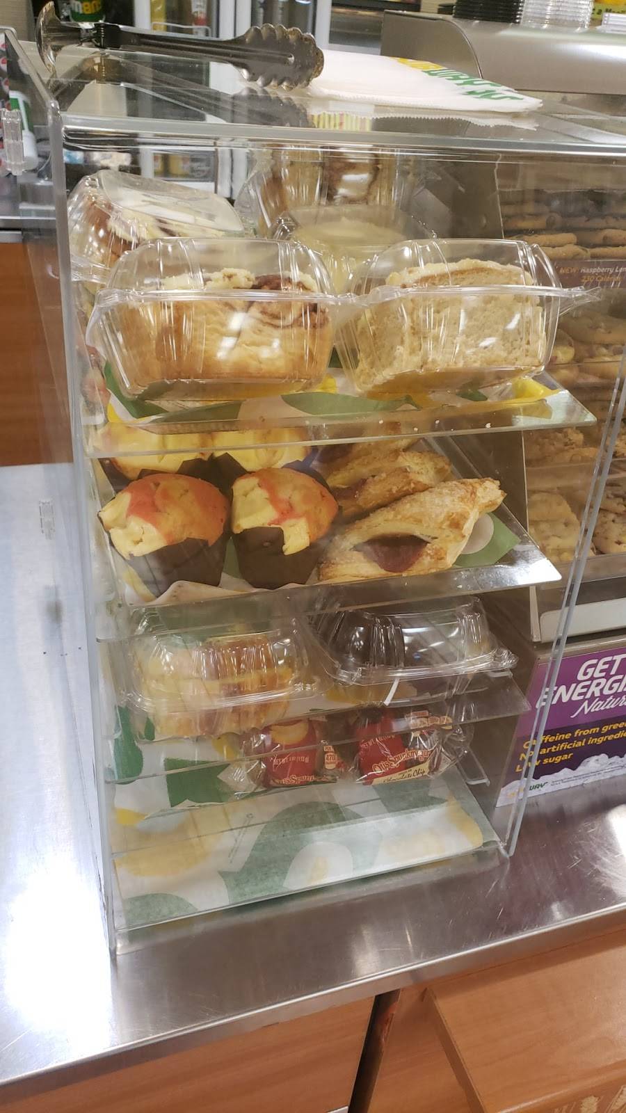 Subway | restaurant | 6071 Outer Dr W, Detroit, MI 48235, USA | 3133078810 OR +1 313-307-8810