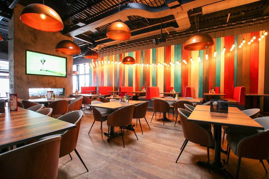 Le St-Ambroise Pub | restaurant | 791 Rue Principale, Granby, QC J2G 2Y6, Canada | 4507773511 OR +1 450-777-3511