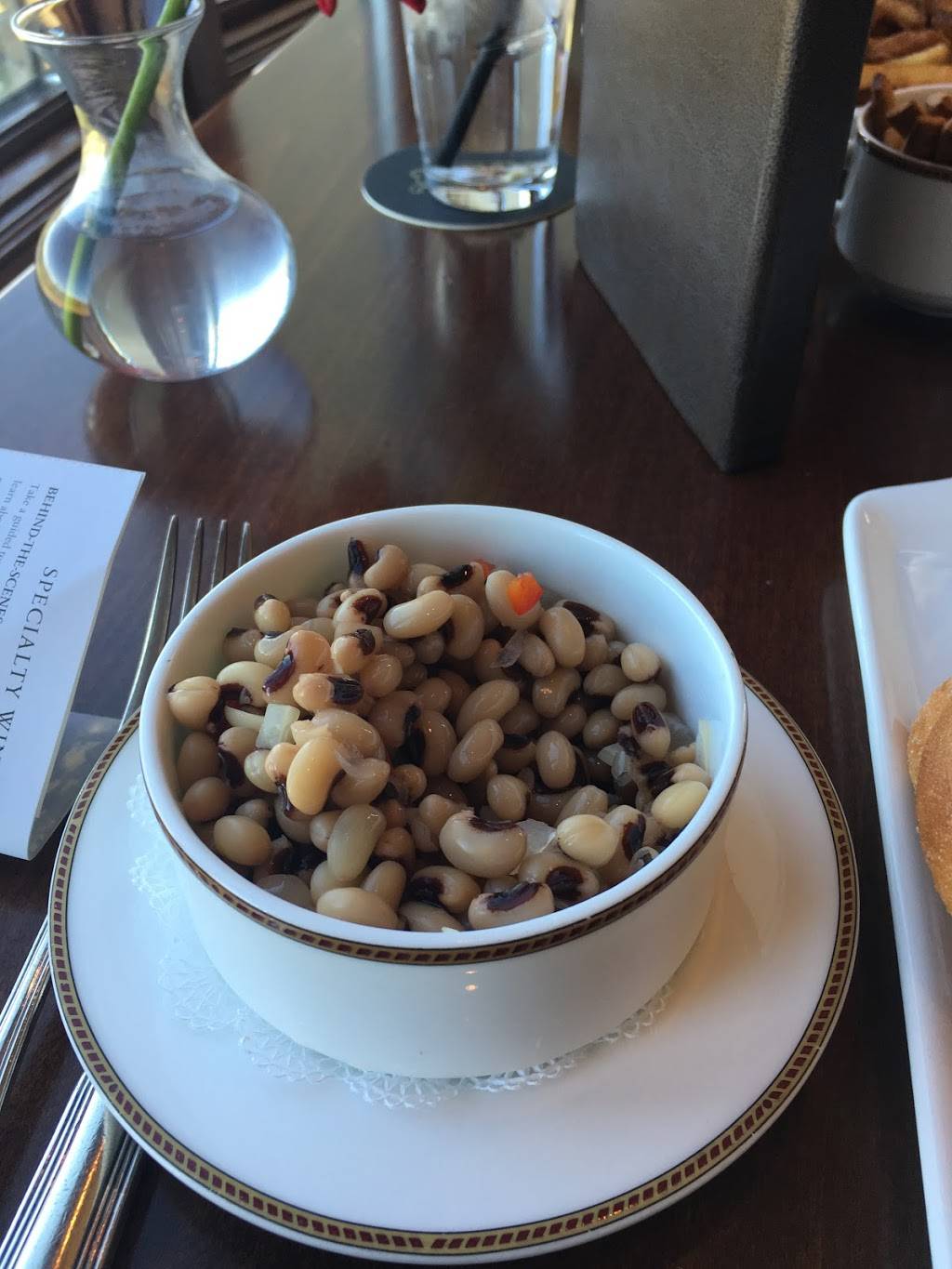 Library Lounge | restaurant | Asheville, NC 28803, USA | 8282251699 OR +1 828-225-1699