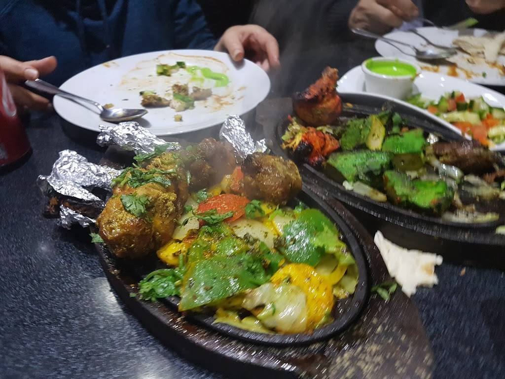 Bombay Touch | restaurant | 800 Queenston Rd #16, Stoney Creek, ON L8G 2N4, Canada | 9059309858 OR +1 905-930-9858