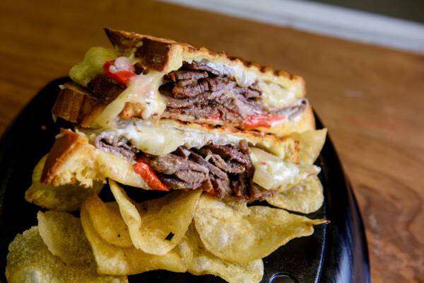 The Crab Queen | restaurant | 3699 1/2 Offutt Rd, Randallstown, MD 21133, USA | 4438432722 OR +1 443-843-2722