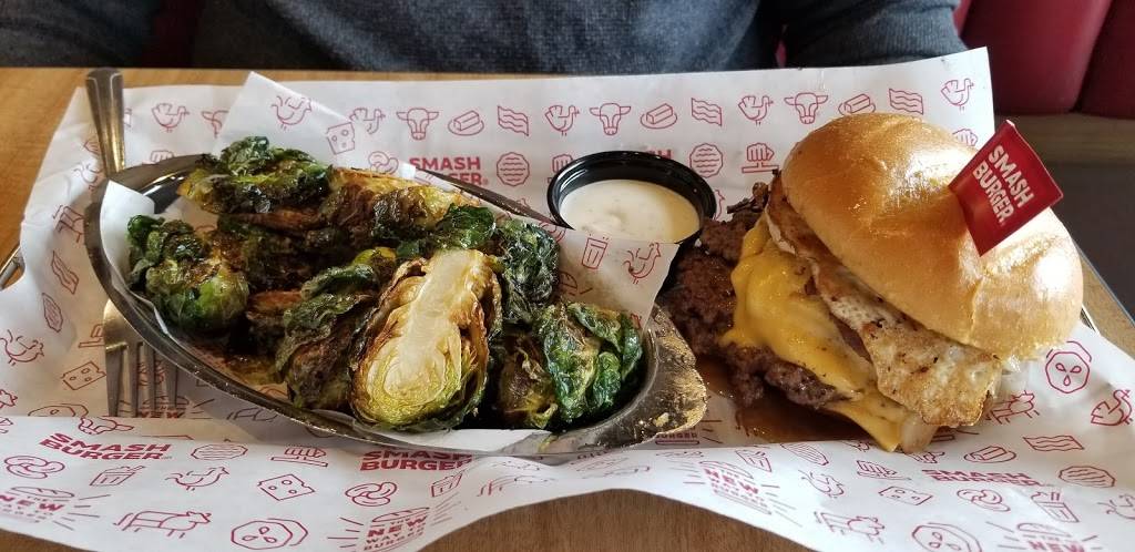 Smashburger | restaurant | 13700 E Colfax Ave suite j, Aurora, CO 80011, USA | 7205054605 OR +1 720-505-4605