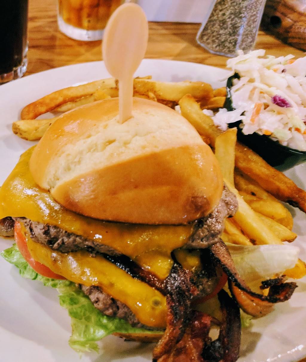 Cracker Barrel Old Country Store | restaurant | 126 Interstate Blvd, Anderson, SC 29621, USA | 8642254566 OR +1 864-225-4566