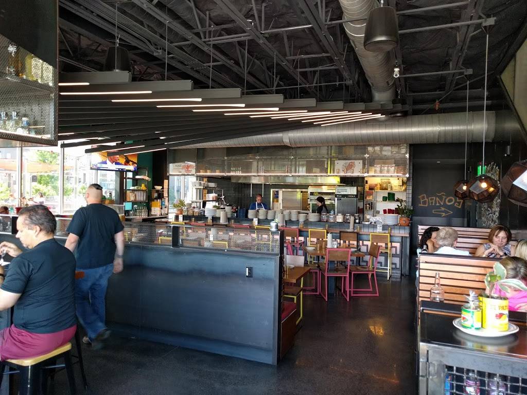 Los Chingones Stapleton | restaurant | 10155 E 29th Dr #110, Denver, CO 80238, USA | 3039756166 OR +1 303-975-6166