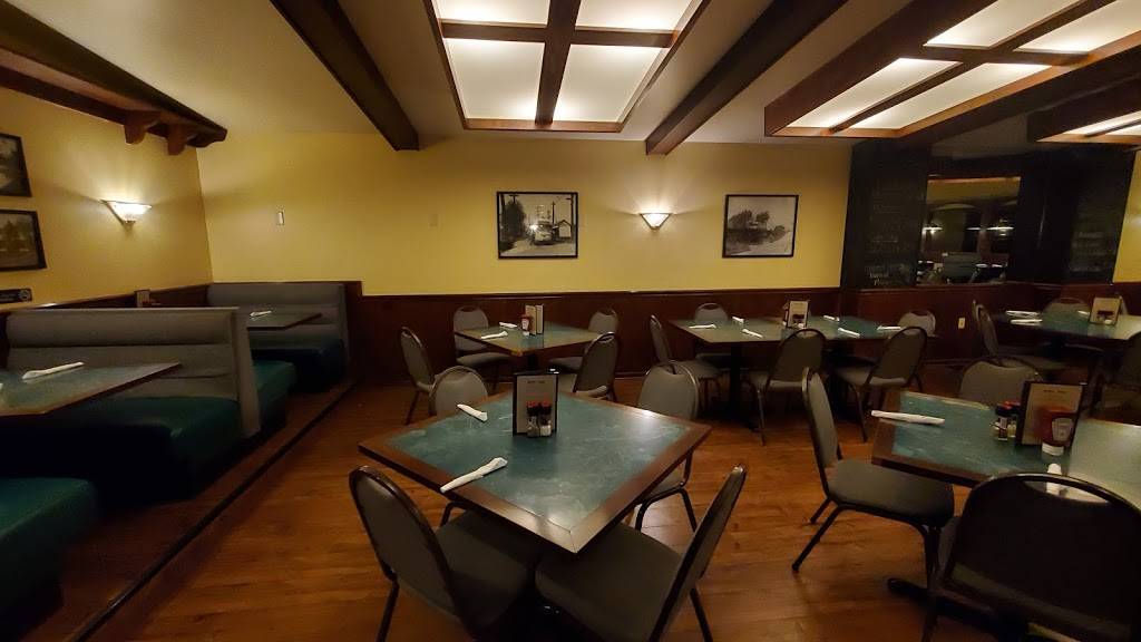 Beechies Place | restaurant | 400 West Pike Street, Meadowlands, PA 15347, USA | 7242227079 OR +1 724-222-7079