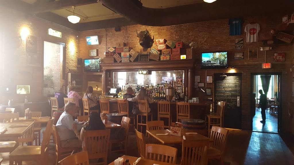 The Oliver House | restaurant | 27 Broadway St, Toledo, OH 43604, USA | 4192431302 OR +1 419-243-1302