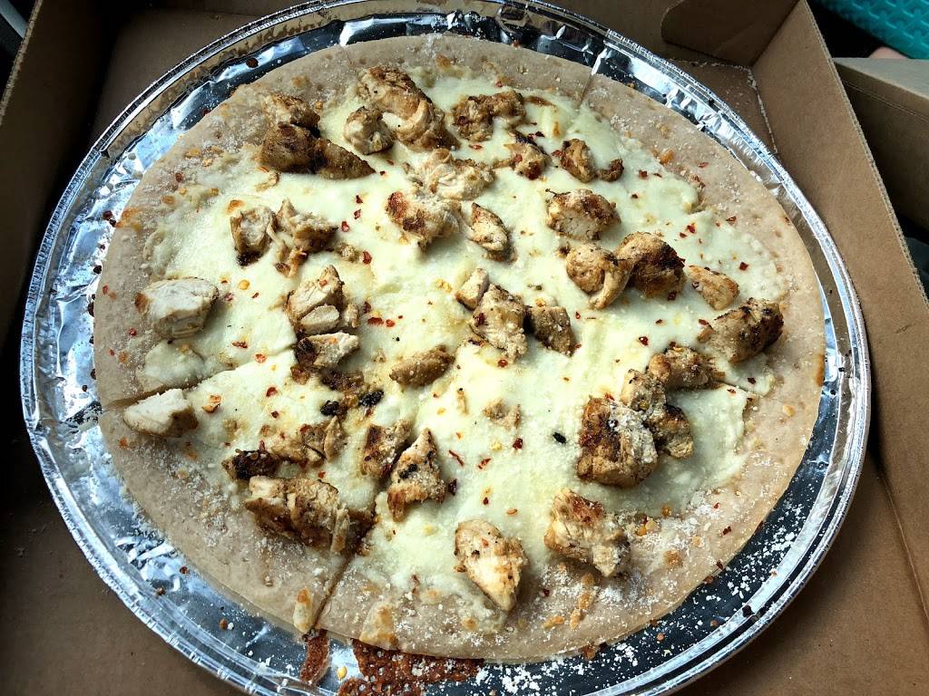 Capri Pizza | restaurant | 22 Haverhill Rd, Windham, NH 03087, USA | 6034323600 OR +1 603-432-3600