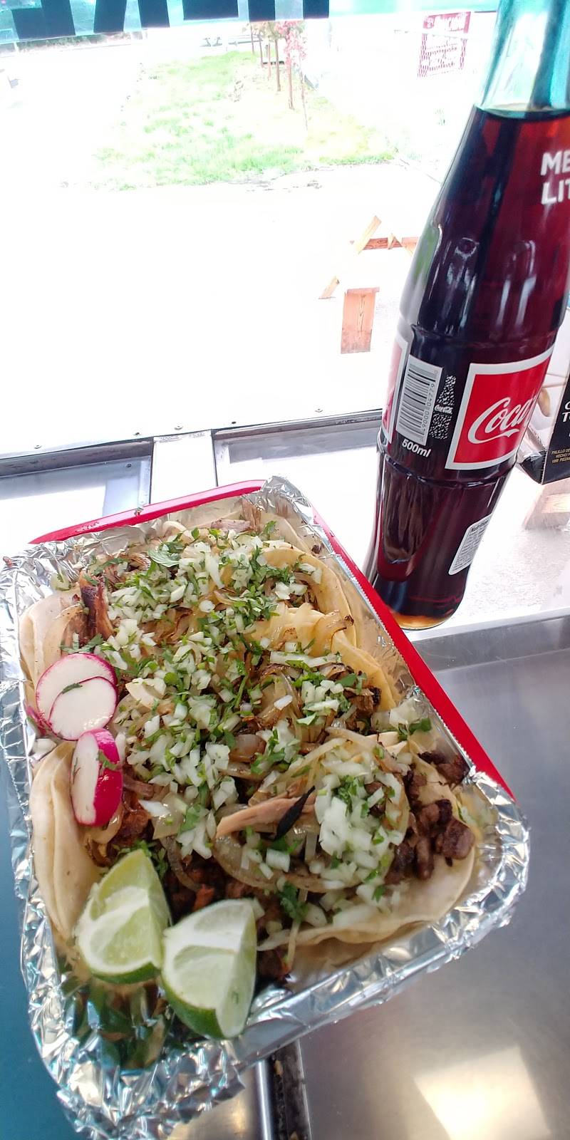 Taqueria Queretaro | restaurant | 14100 NE Sandy Blvd, Portland, OR 97230, USA | 3609807904 OR +1 360-980-7904